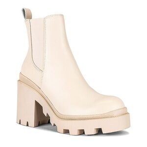 NWOT STEVE MADDEN Roxie Bootie Bone 11M